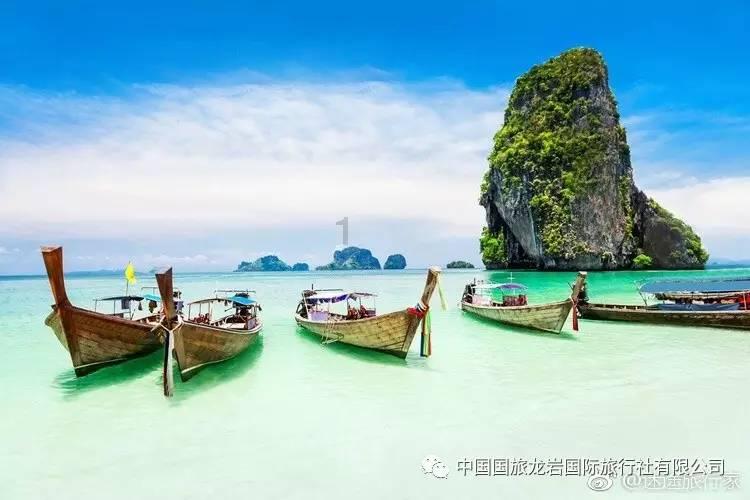 黄莉新当选上海市人大常委会主任
