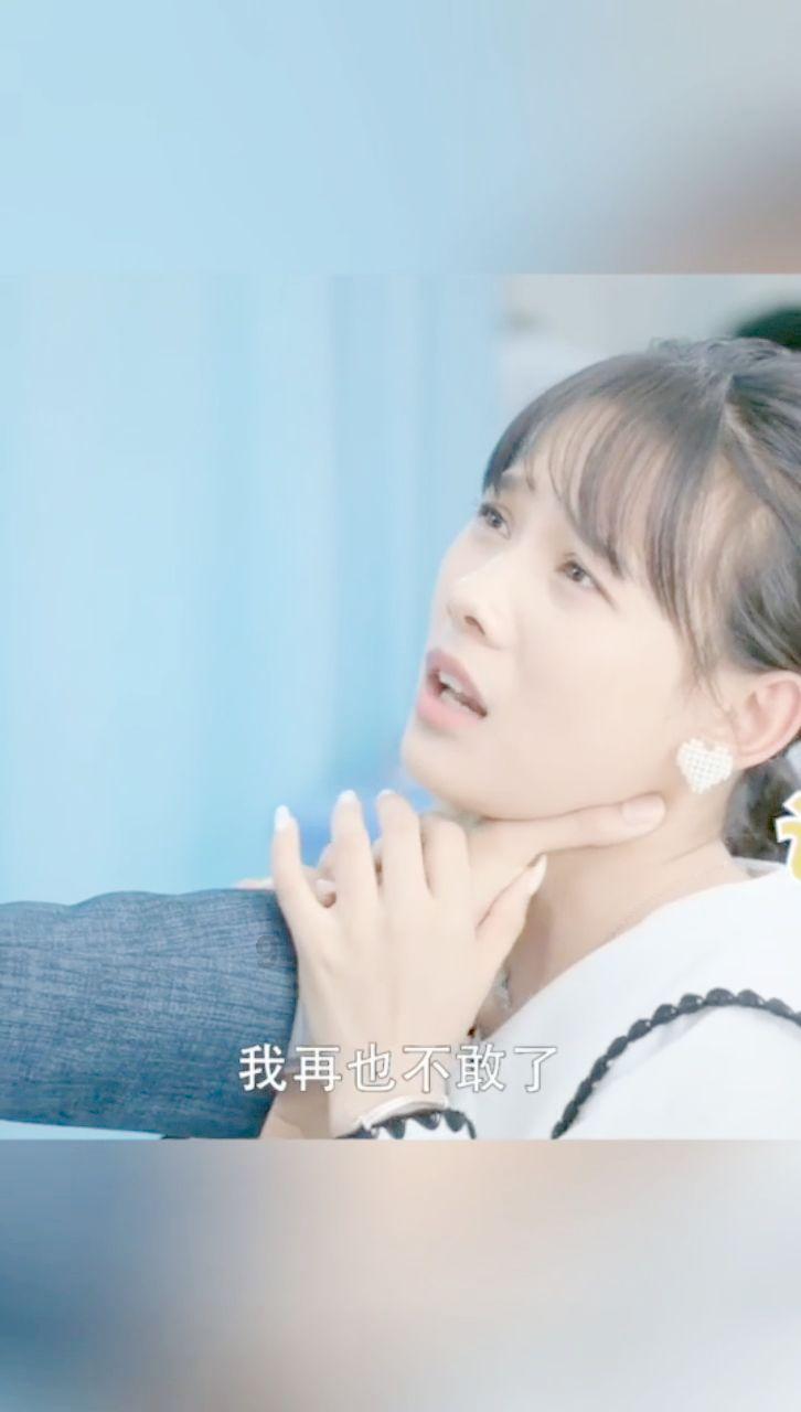 华亭被称龙洞旅游康养福地，关山在华亭境内绵延百余里，群山巍峨